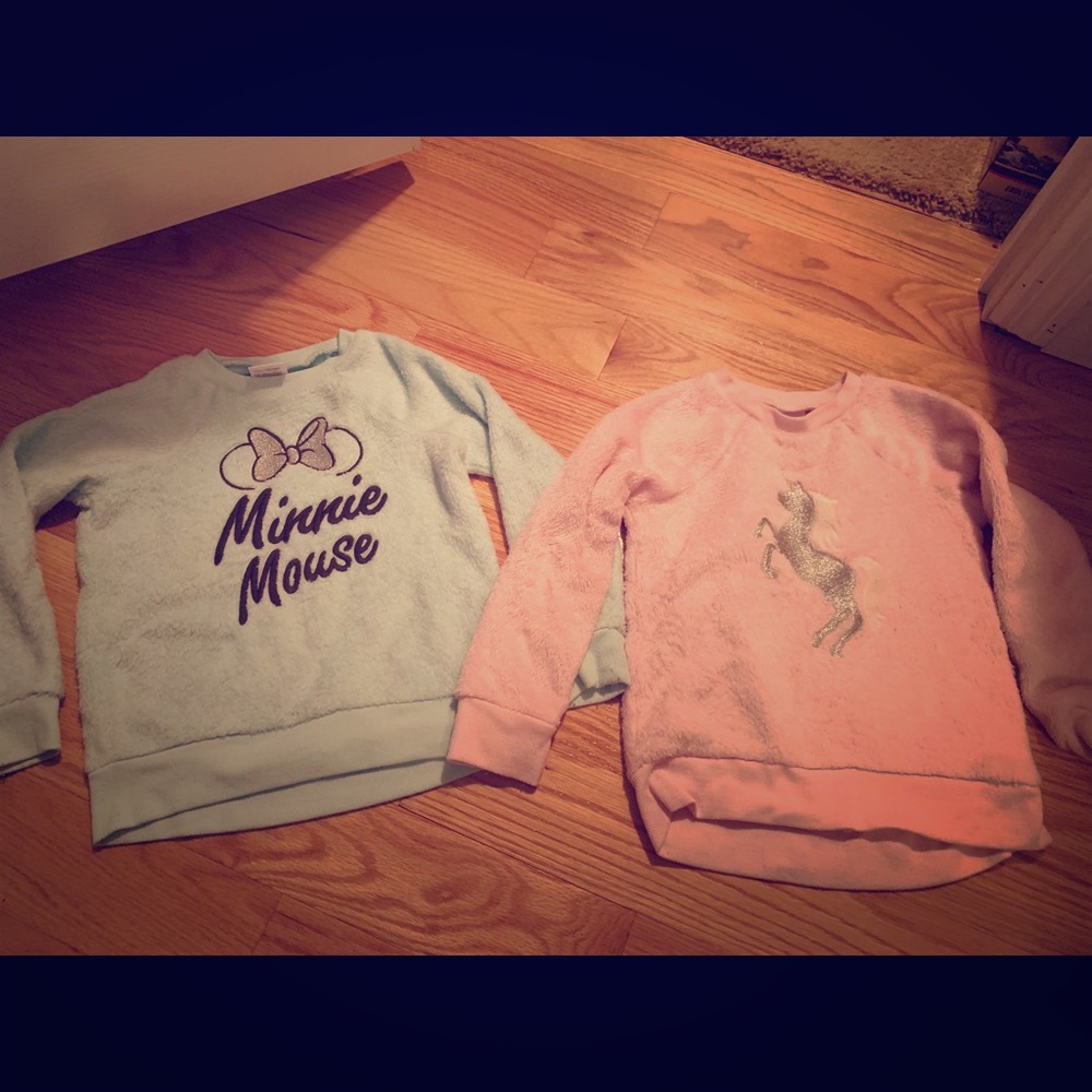 Set of two fleece style sweaters